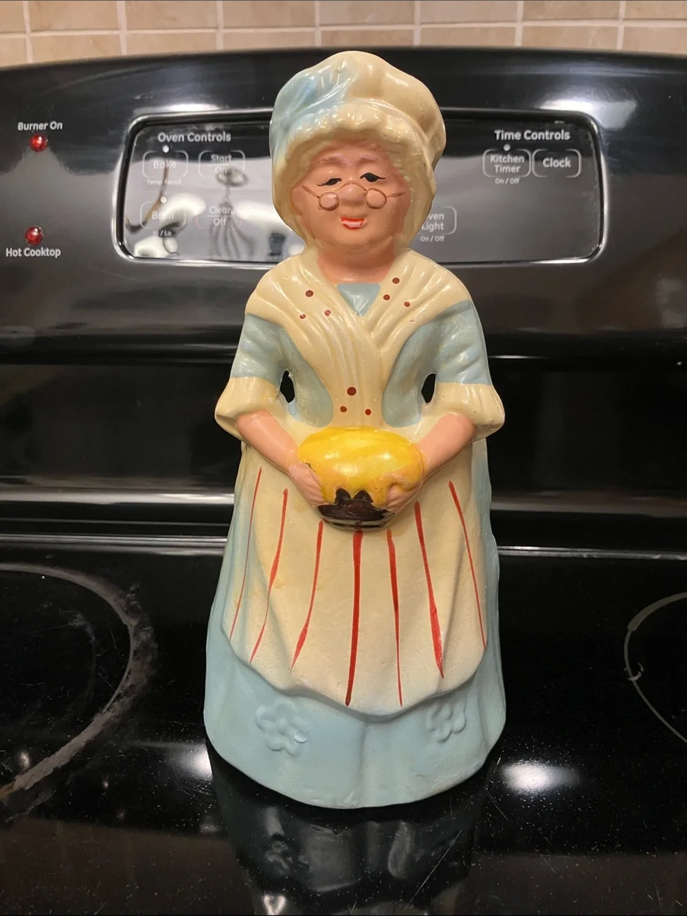 Grandma Utensil holder or planter. Adorable and in nice shape.